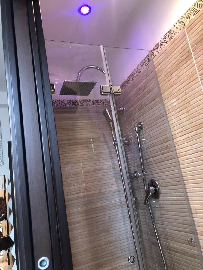 B&B Romeo Bari Exteriör bild