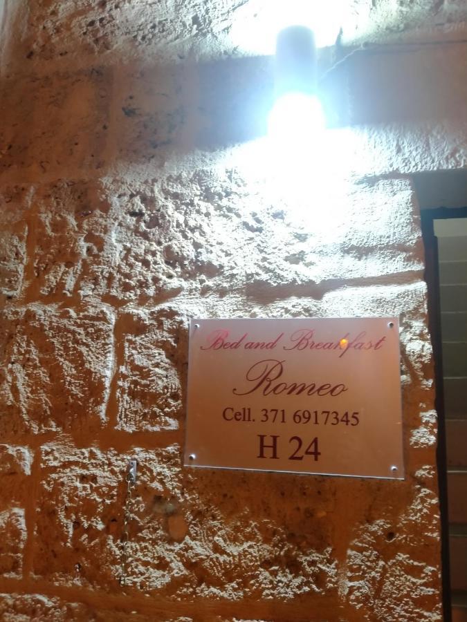B&B Romeo Bari Exteriör bild